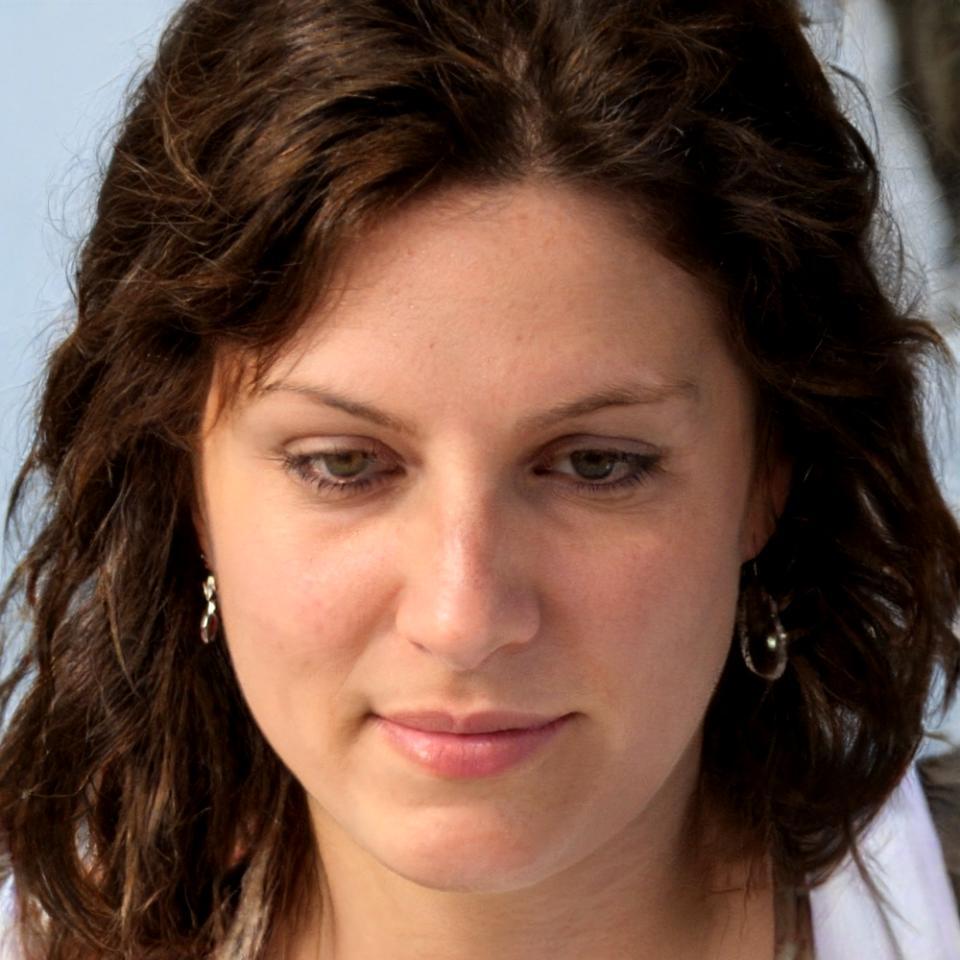 Portrait de Sophie Moreau, experte en évaluation financière